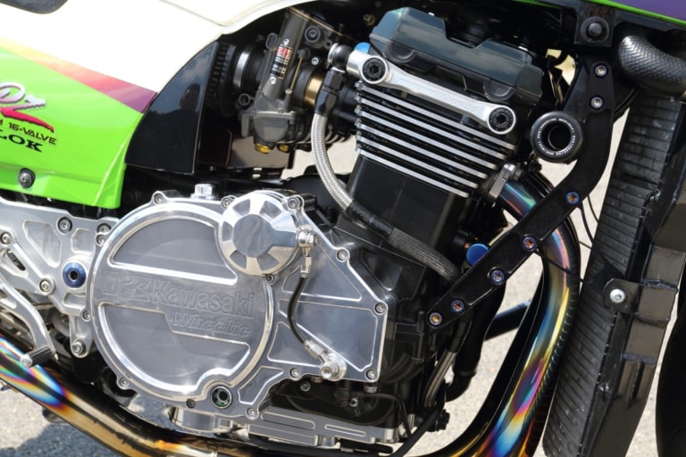 モトガレージイトウ GPZ900R エンジン