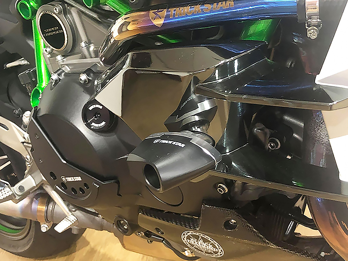 トリックスターからニンジャH2用フレームスライダー2種がリリース