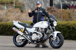 XJR1300 by ホワイトウルフ(神奈川県)