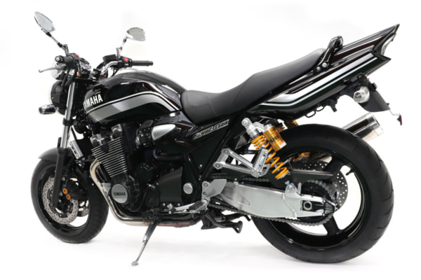 アクティブ XJR1300 00-15用スイングアーム