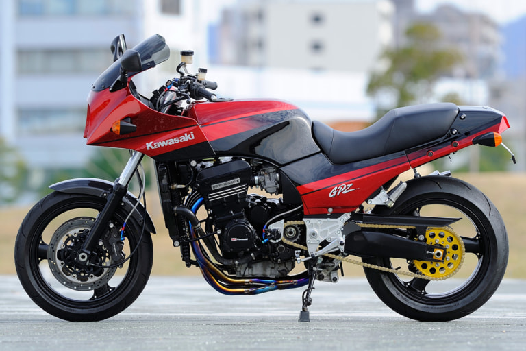 GPZ900R by スペックエンジニアリング