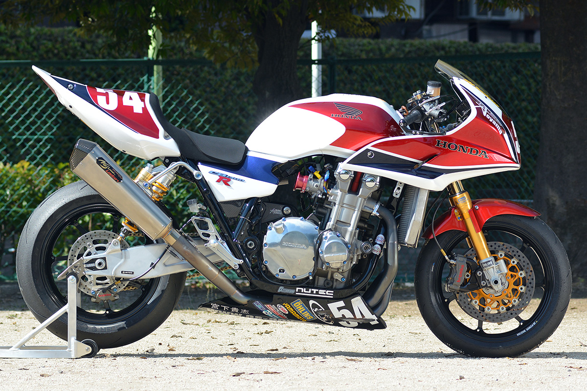 ASアオヤマSC54 with G・SAM：CB1300SB | T.O.Tマシンファイル
