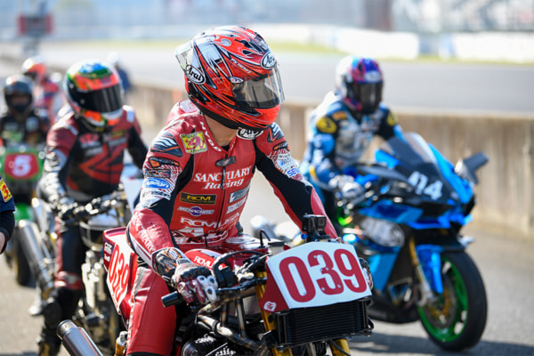 ZレーサーⅢを駆る國川浩道選手