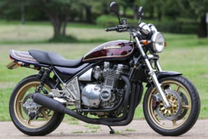 ZEPHYR1100 by バグース! モーターサイクル