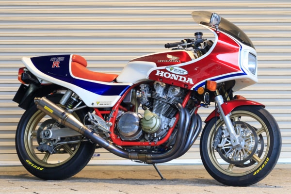 ビトーR＆D コンプリートマシン HONDA CB1100R