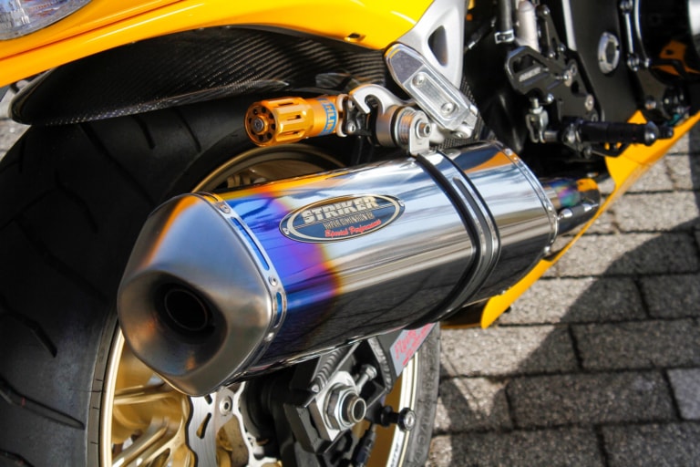 GSX1300R HAYABUSA by ストライカーワークス