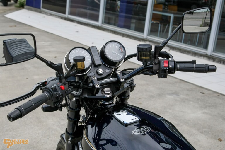 Z1000MkⅡ by サンクチュアリー本店 ハンドルまわり